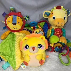Lot Of 4 Nuby  Taggies Plush Rattles Teethers Tigers Giraffe Boy Girl Toys